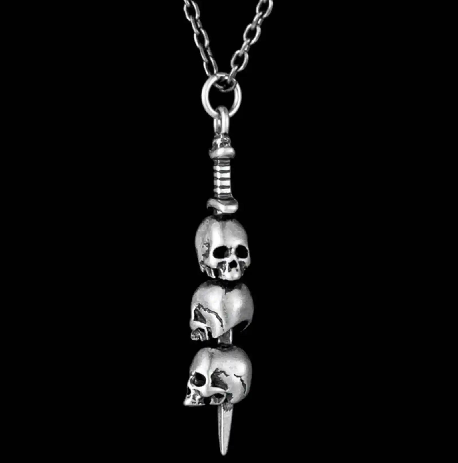 Dark Night Skull Sword Silver The Sword Pass Through Skulls Pendant for Men and Women Vintage Gothic Style Necklace