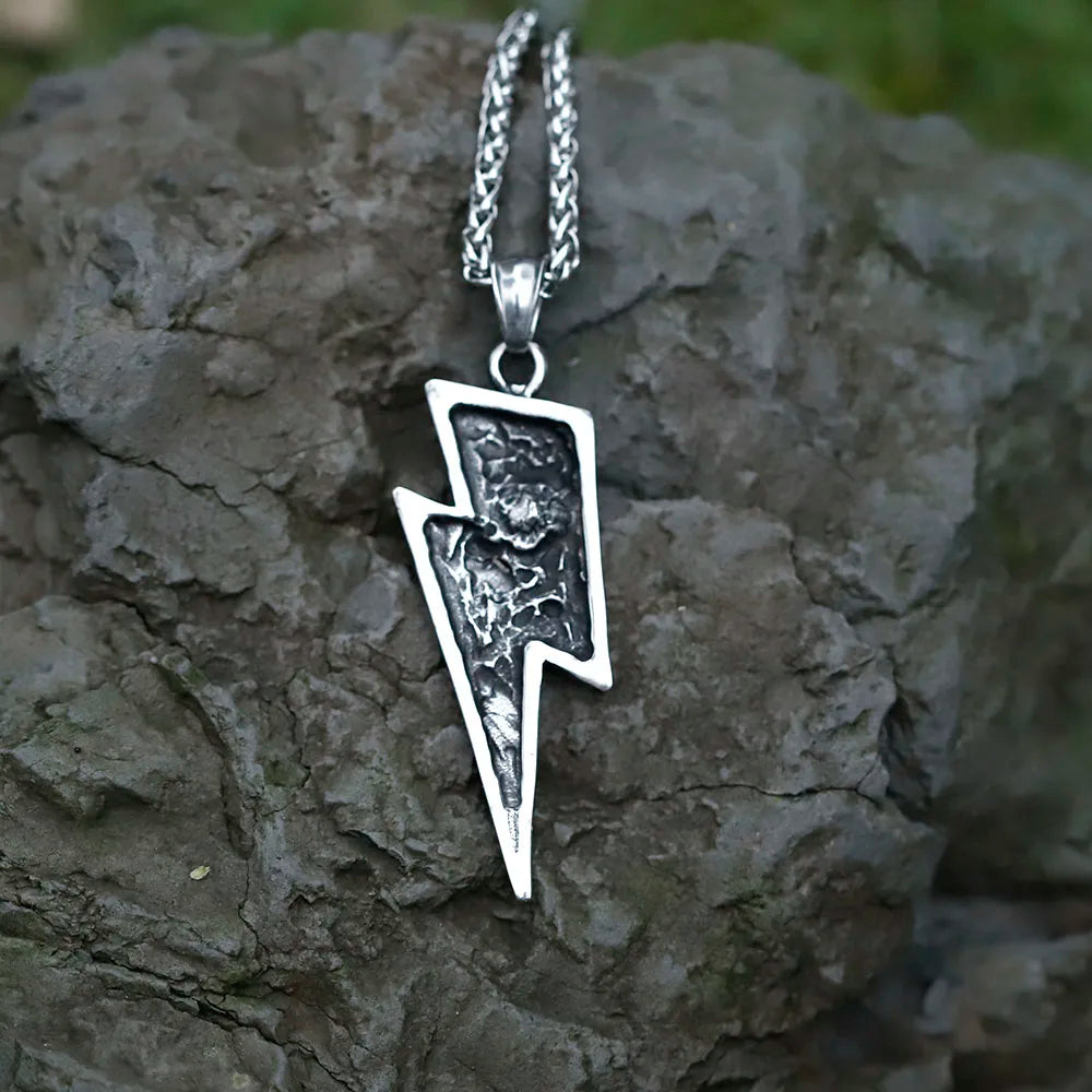 Vintage Skull Stainless Steel Pendant Necklace