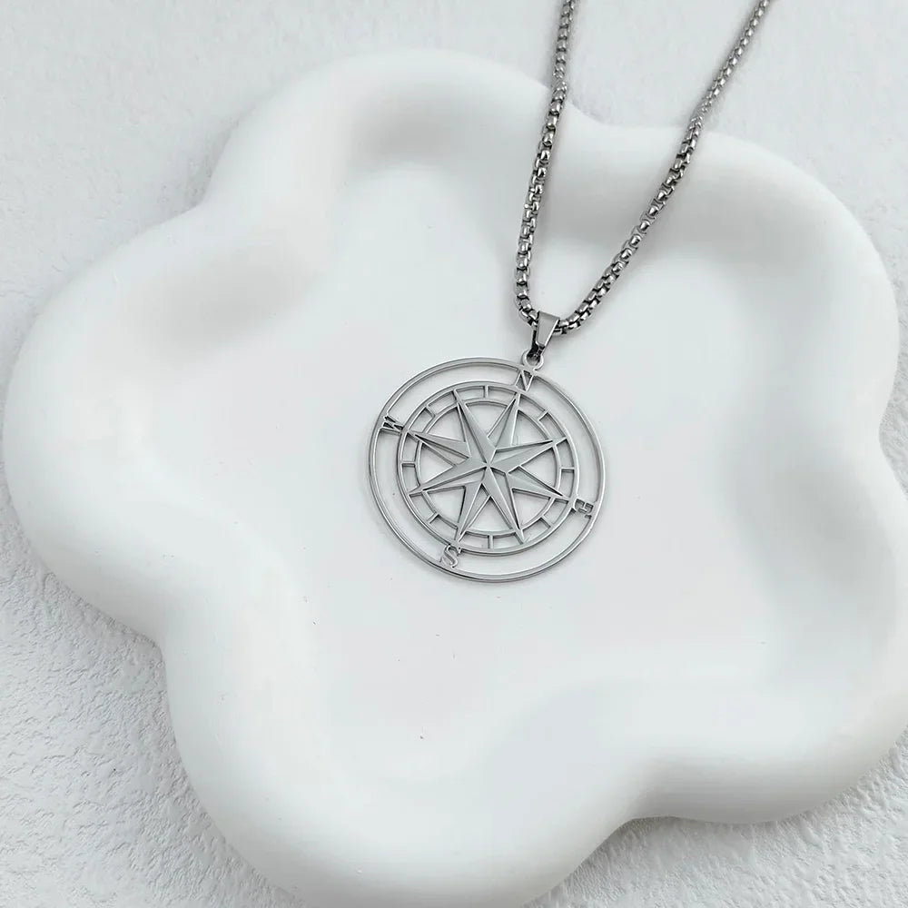 Viking Compass Anchor Pendant Necklace — Gold