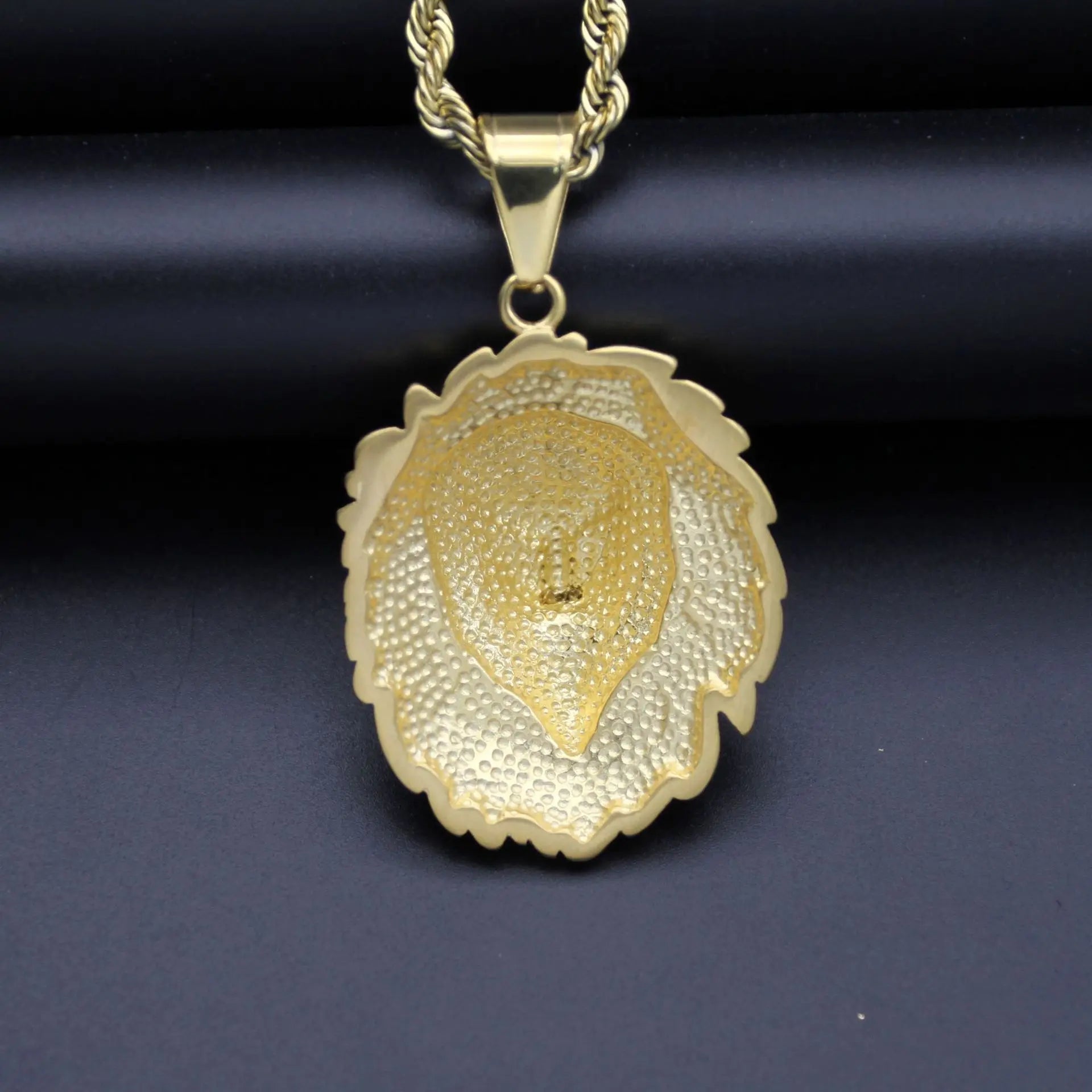 Lion Head Gold Pendant Necklace