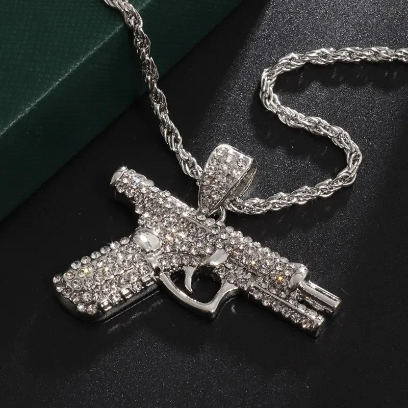 Fine Rifle Pistol Desert Eagle Pendant Luxury Gold Plated Full Ice Crystal Zirconia Necklace Gift for Men and Women