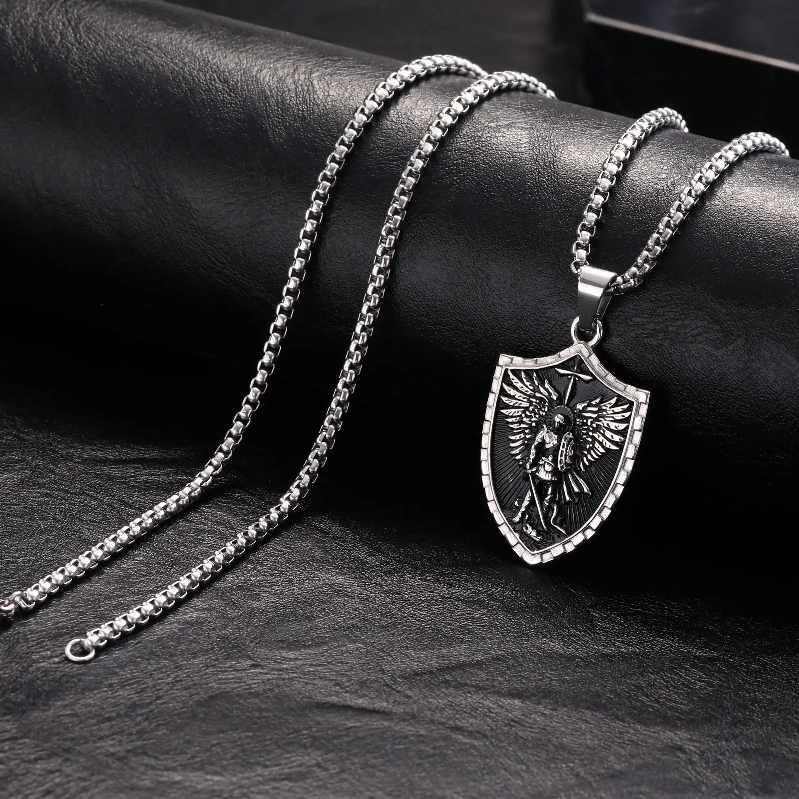 Vnox Archangel Saint Michael Shield Pendant Necklace Stainless Steel Vintage Protection Amulet Chain Jewelry Gifts for Men Women