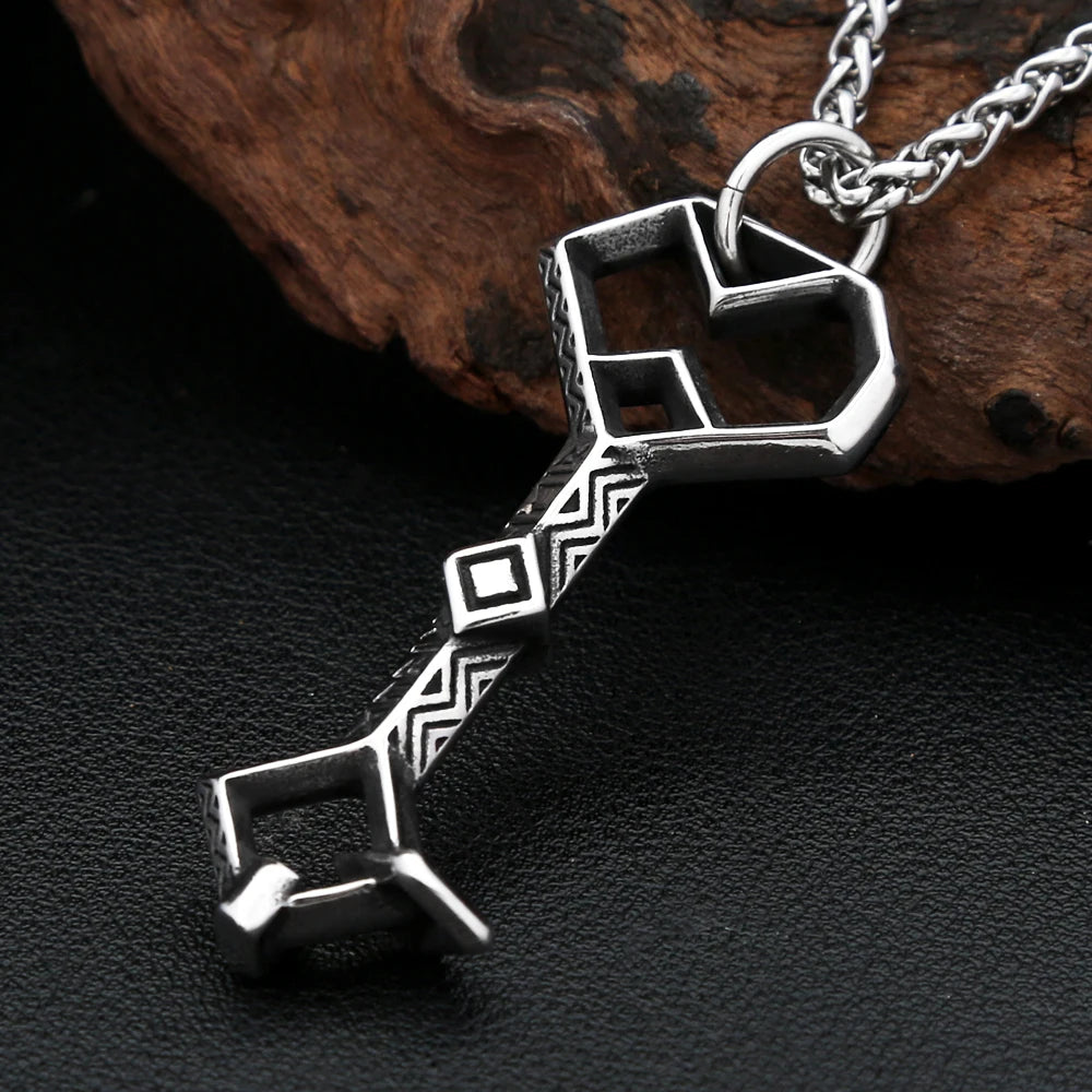 Vintage Gothic Key Pendant Necklace — Stainless Steel