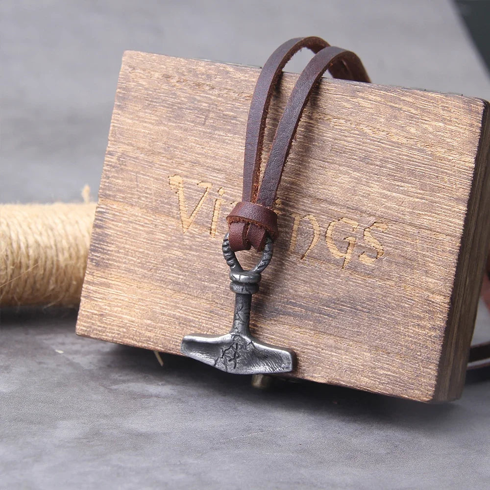 Fashion Valknut Viking Thor's Hammer Pendant Necklace With keel Chain As Men Gift with wooden box