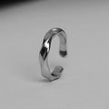 Articulated Snake Ring — Black