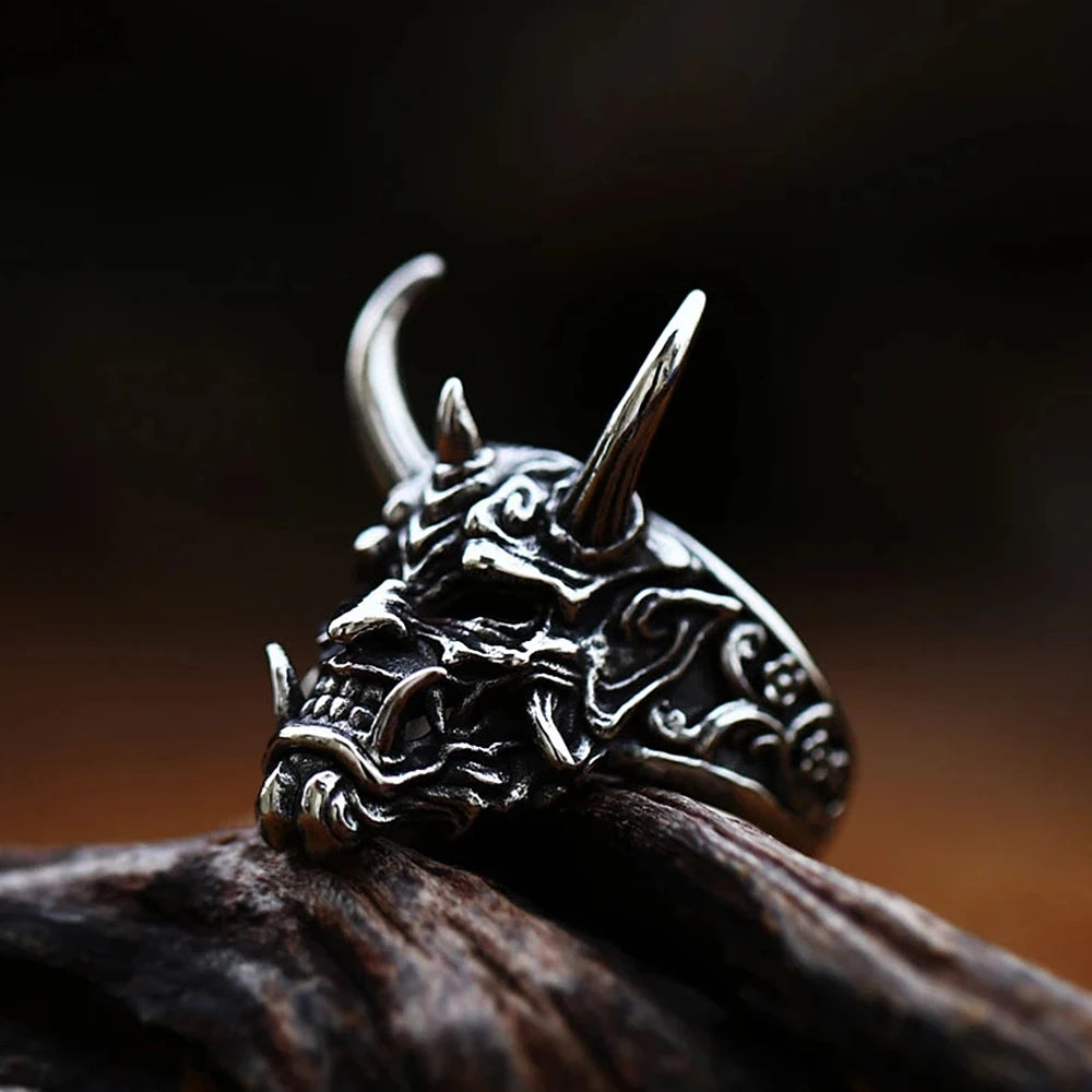 Mens Gothic Prajna Mask Ring Stainless Steel Japanese Samurai Skull Rings for Men Women Fashion Biker Jewelry Gift
