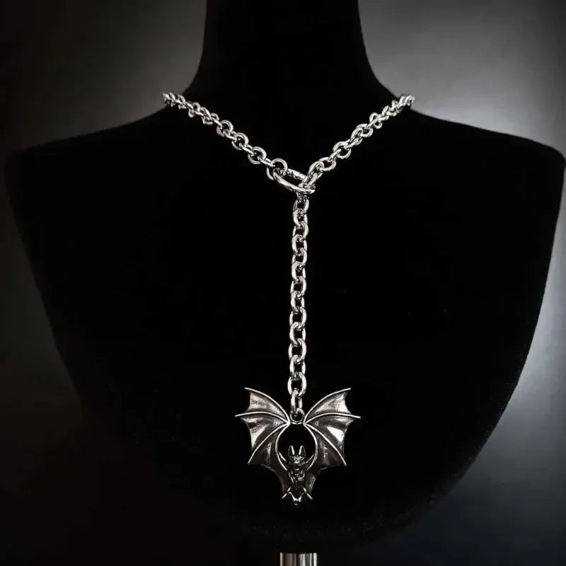 Gothic Personality Punk Necklace Long Gothic Bat Pendant Necklace Exaggeration Sweater Chain Jewelry Halloween Party Accessories