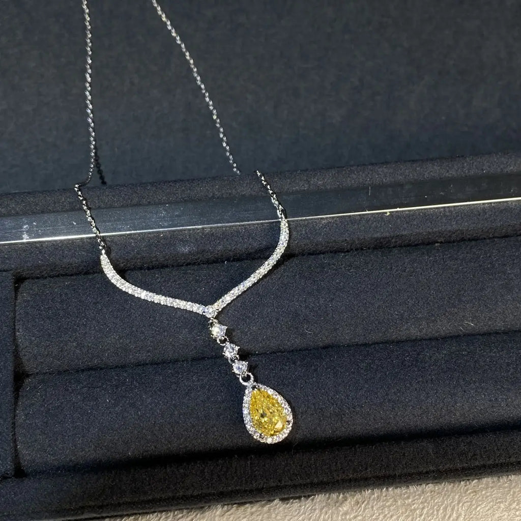 Luxury Solid Platinum PT950 Women's Ice Flower Cut Drops Diamond Pendant Necklace