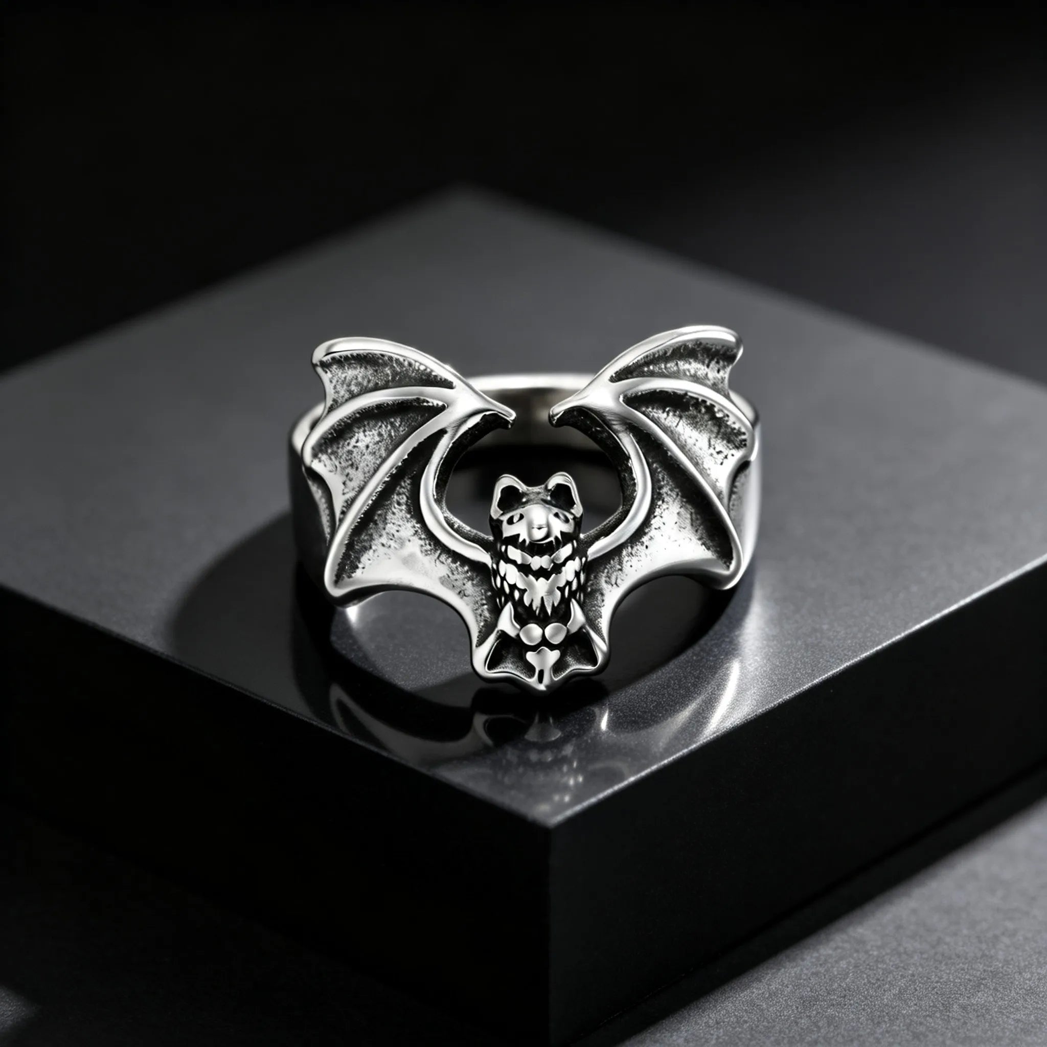 Fashion Gothic Bat Ring for Men, Non-fading Stainless Steel Creative Animal Rings, Punk Unique Design Finger Jewelry