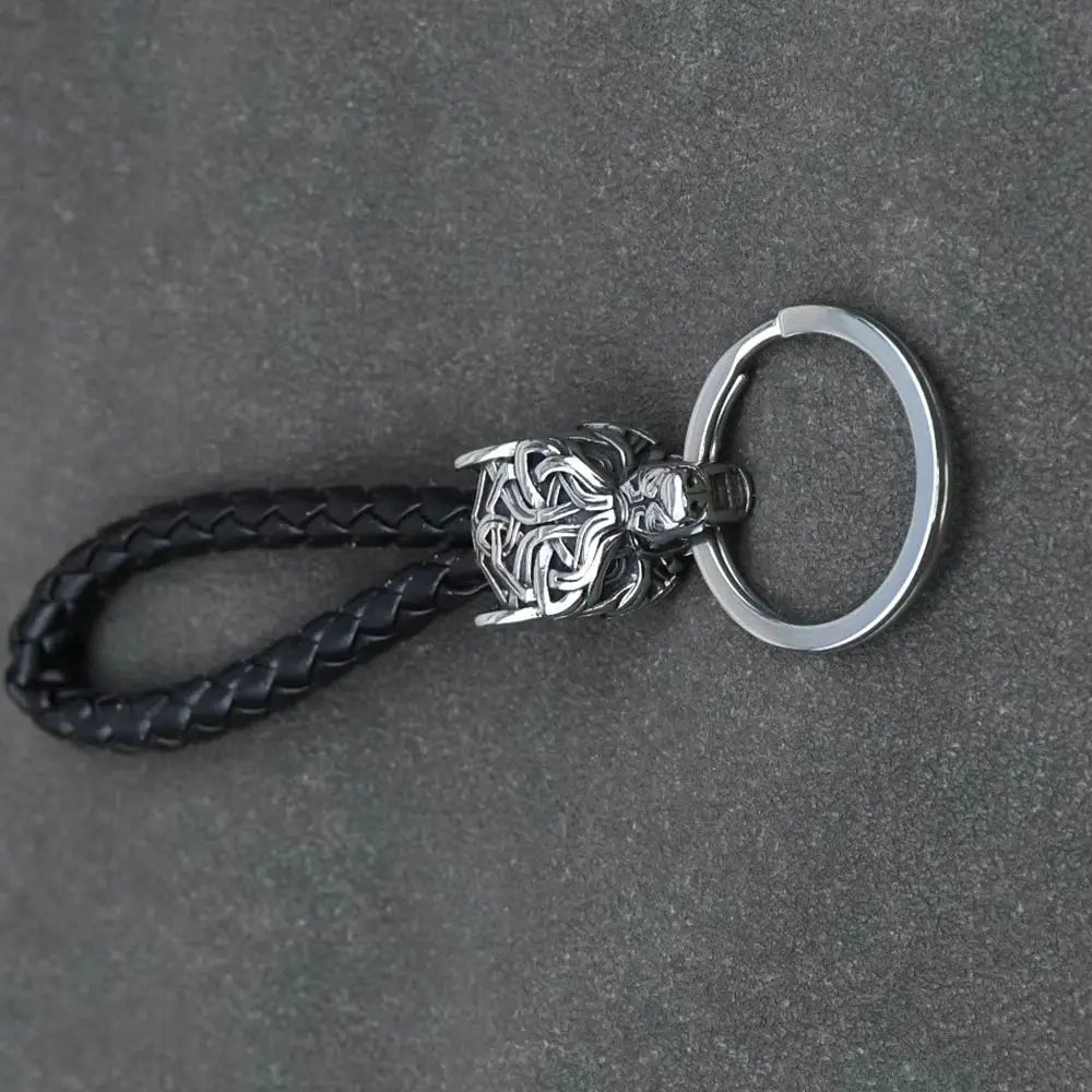Vintage Wolf Head Keychains Viking Pendant Stainless Steel Wolf Keyring Male Black Leather Key Ring