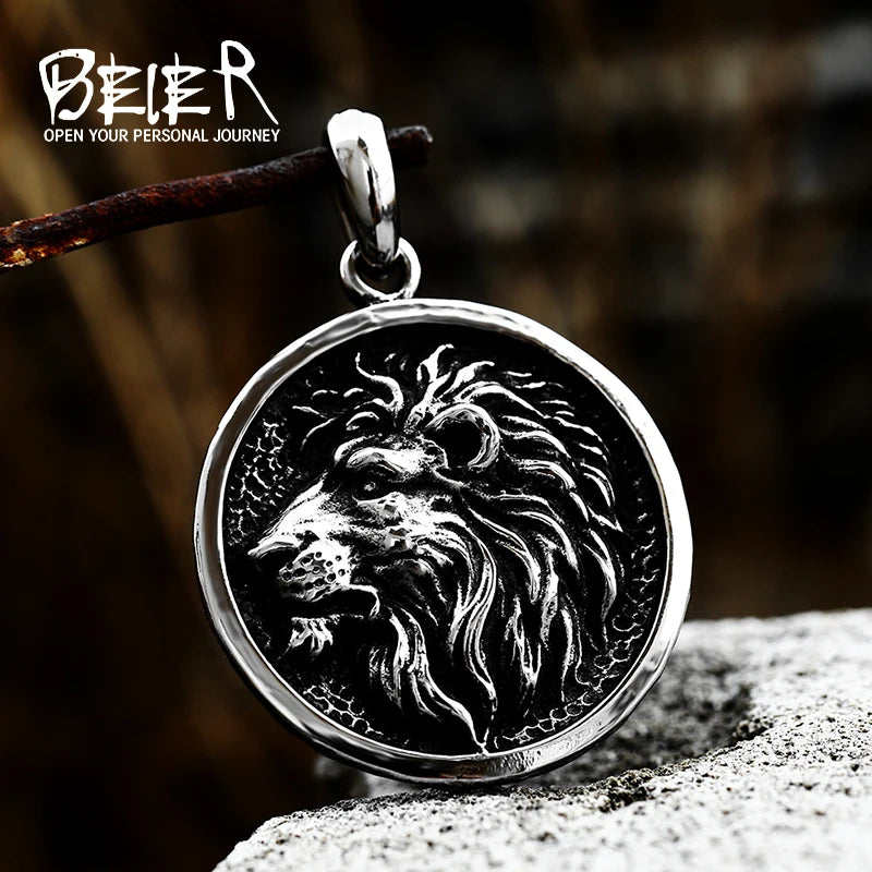 Round Lion Wolf Tiger Pendant — Stainless Steel