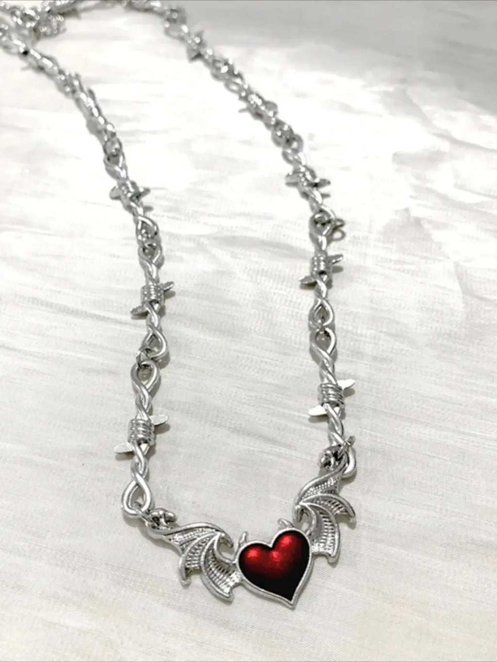 Vintage Gothic Heart Bat Thorns Pendant Necklace for Men & Women