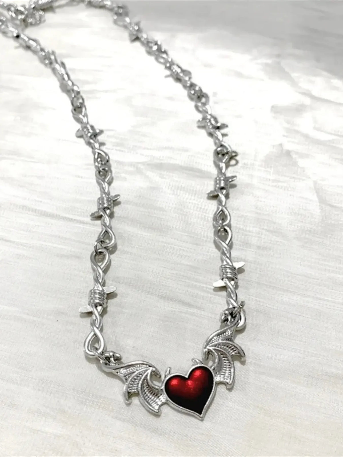 Vintage Gothic Heart Bat Thorns Pendant Necklace for Men & Women