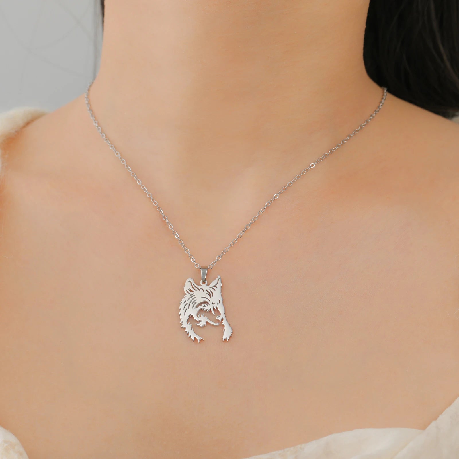 Wolf Head Necklace for Men Women Stainless Steel Animal Neck Chain Gift Punk Jewelry Birthday Gifts 2026 Wholesale New