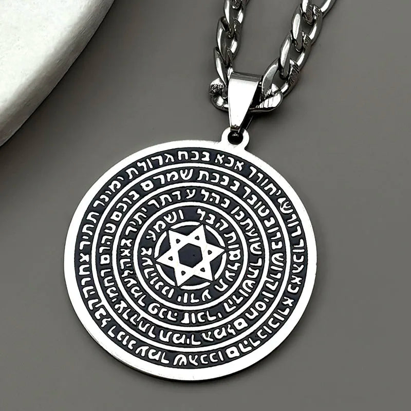 Hexagram Pendant Necklace — Gold