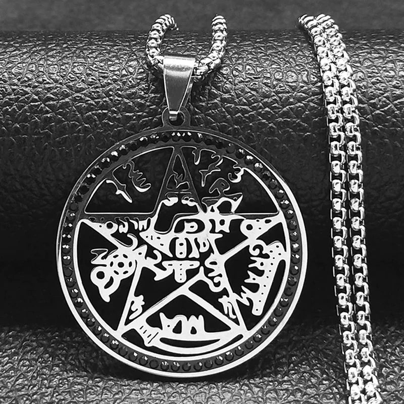 Pentagram Witchcraft Necklace — Silver