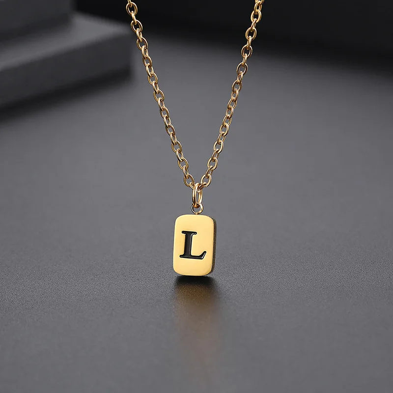Letter Pendant Square Chain — Gold
