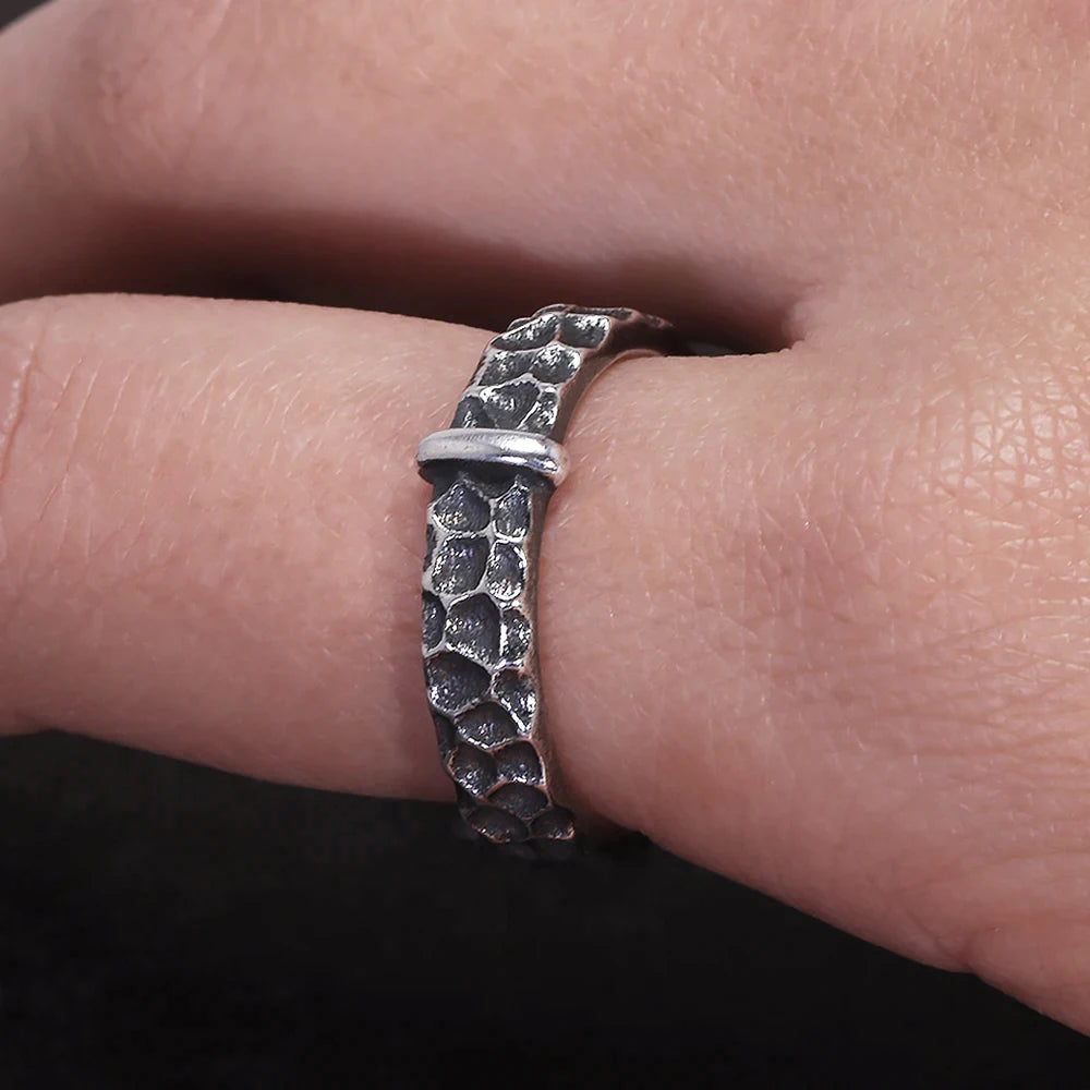 925 Sterling Silver Outlander Rings for Men Women Claire's Ring Retro Hammer Pattern Wedding Band Movie TV Show Jewelry