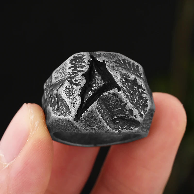 Cracked Fossil Retro Punk Biker Ring — Stainless Steel