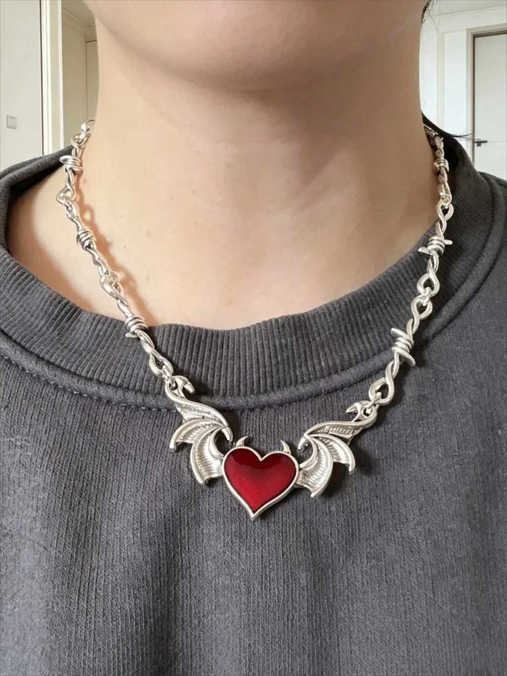 Vintage Gothic Heart Bat Thorns Pendant Necklace for Men & Women
