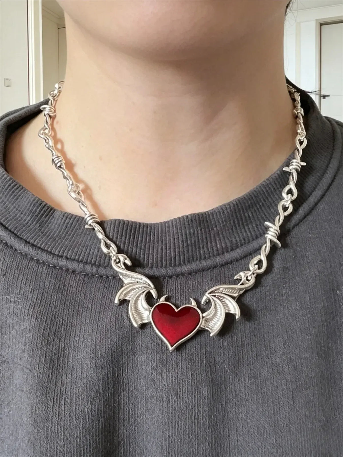 Vintage Gothic Heart Bat Thorns Pendant Necklace for Men & Women