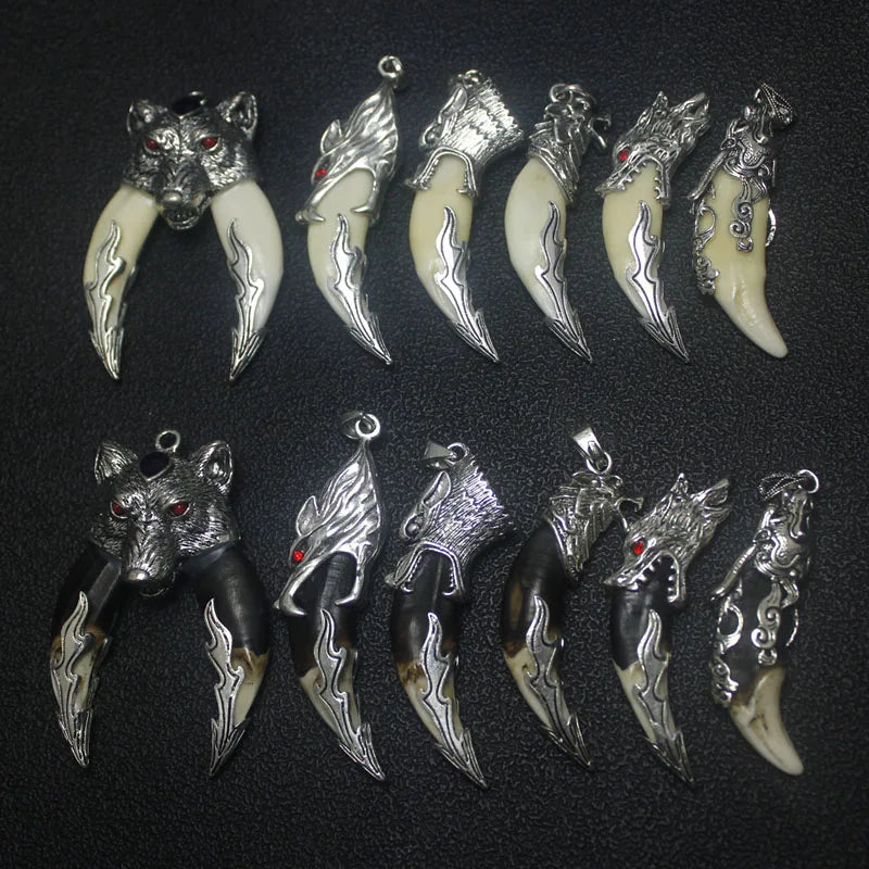 Punk Fashion Brave Men Wolf Gog Teeth Spike Pendant Necklace Women Men Lucky Jewelry Classic Fang Tooth Amulet Pendant Necklace