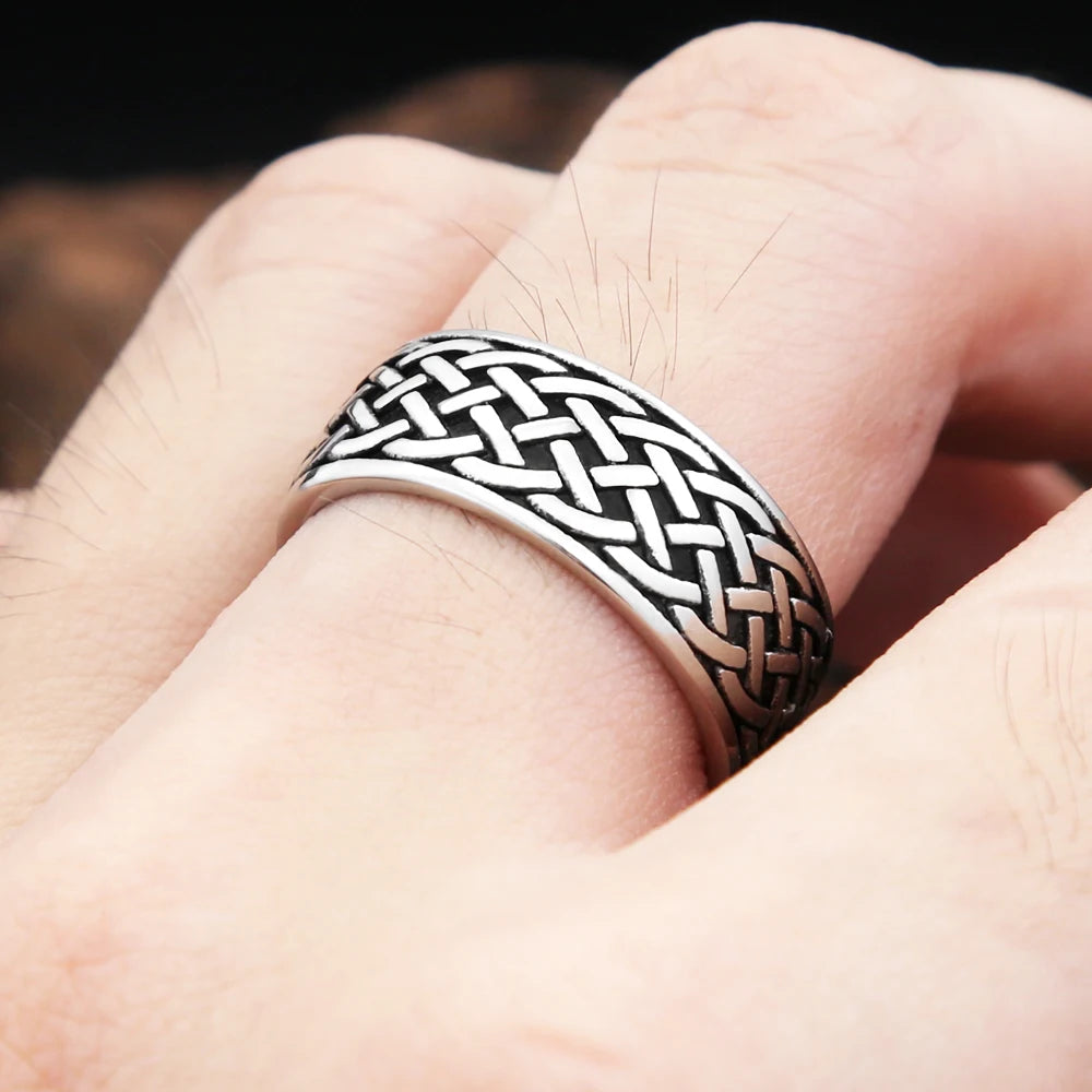 Viking Knot Ring — Stainless Steel