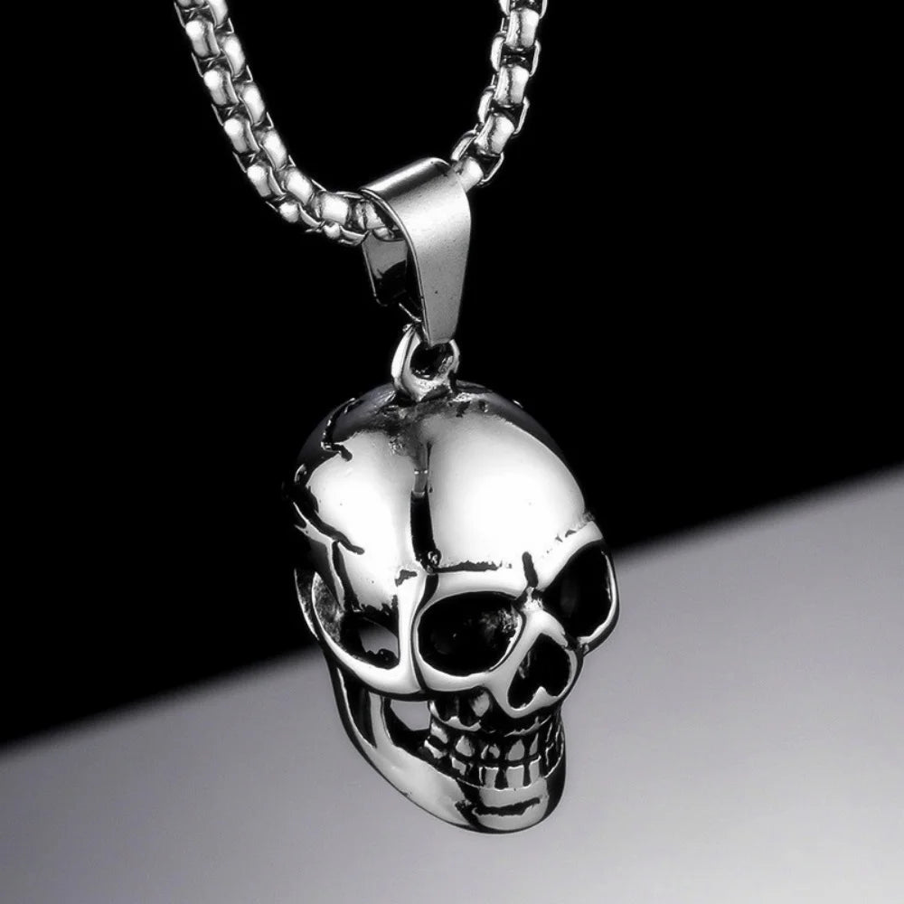 Retro Skull Pendant Necklace — Gothic