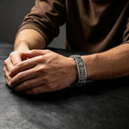 Vintage Men Stainless Steel Buddhist Motifs Bracelet Retro Pattern Link Chain Wrist Bangle Fashion Male Daily Jewelry