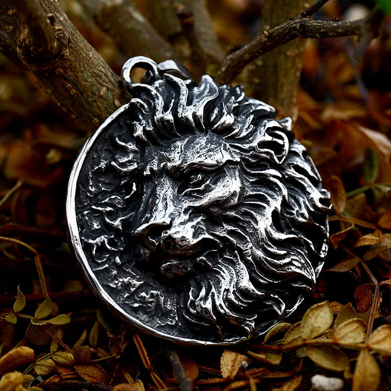 Round Lion Wolf Tiger Pendant — Stainless Steel