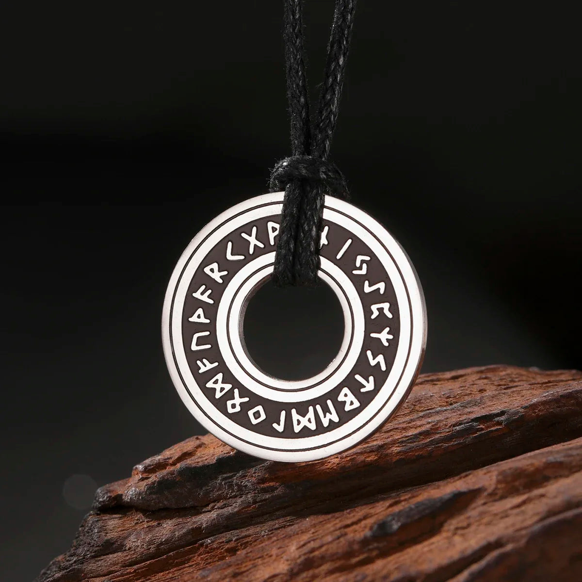Viking Celtic Trinity Knot Pendant — Stainless Steel