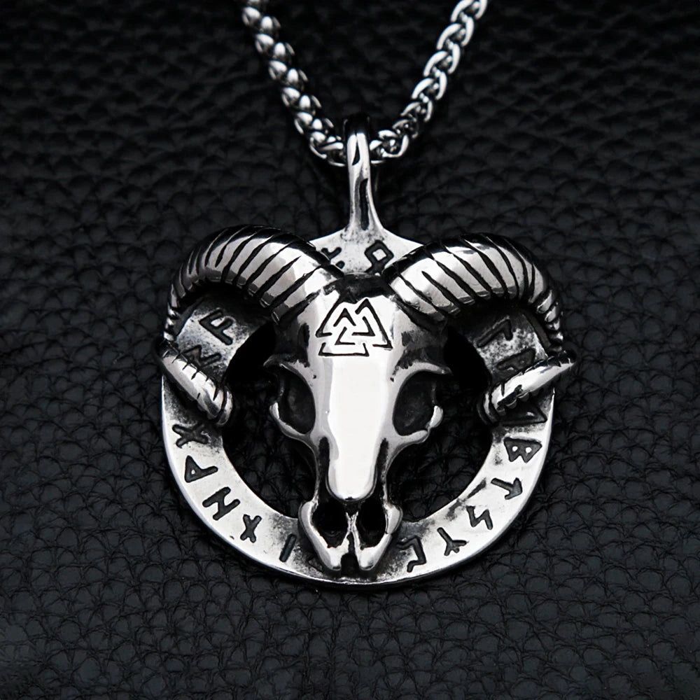 Viking Black Pendant Vintage Bull Head Animal
