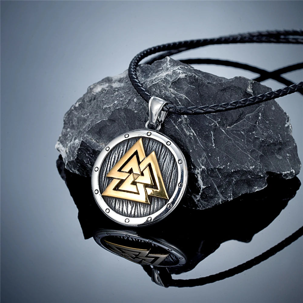 Norse Mythology Valknut Vikings Shield Necklaces Men's Vintage Nordic Runes Amulet Pendant Stainless Steel Scandinavian Jewelry