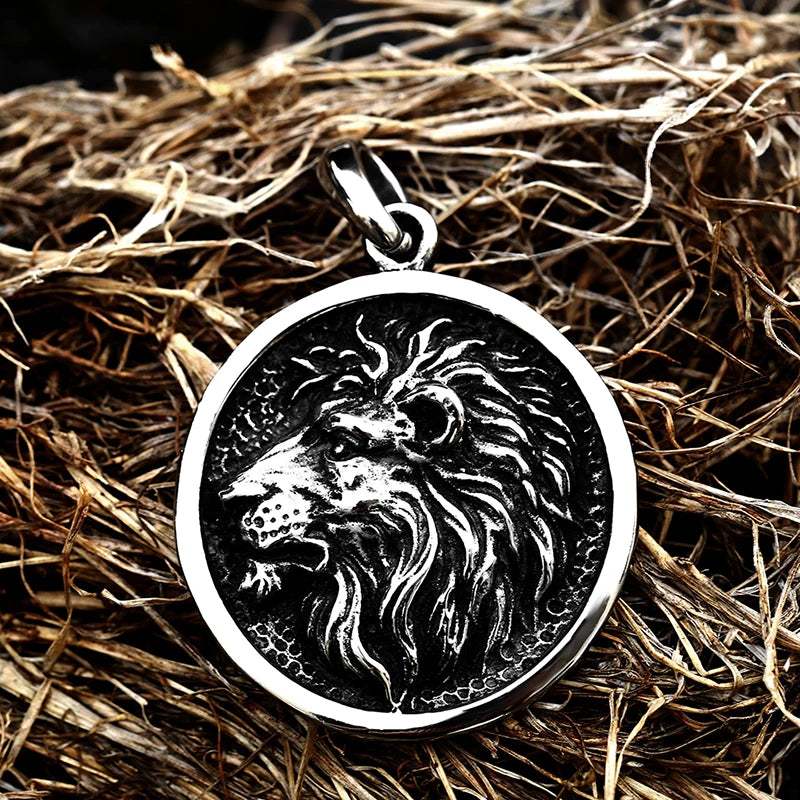 Round Lion Wolf Tiger Pendant — Stainless Steel