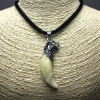 Punk Fashion Brave Men Wolf Gog Teeth Spike Pendant Necklace Women Men Lucky Jewelry Classic Fang Tooth Amulet Pendant Necklace