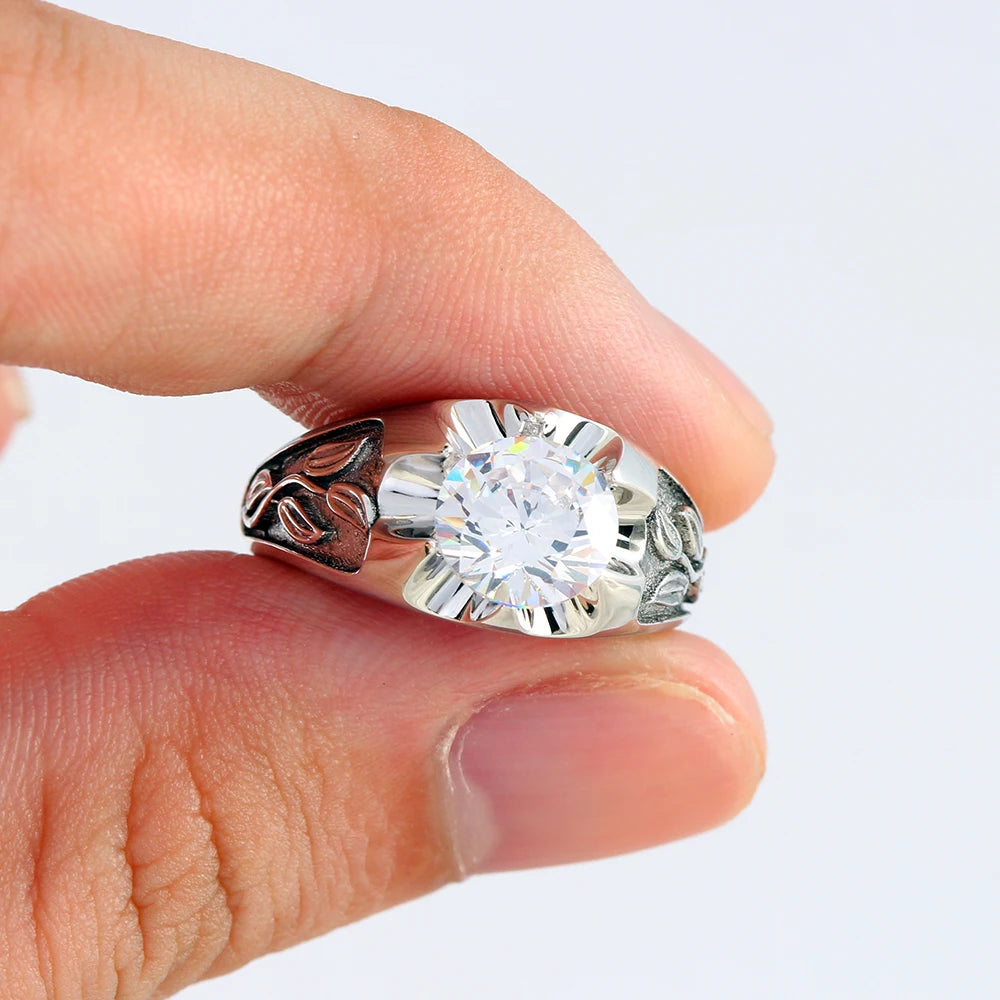 Moissanite Leaf Ring — 925 Silver