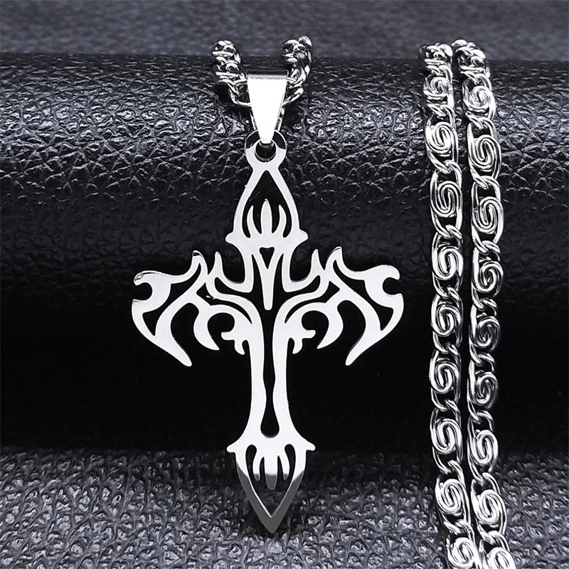 Gothic Cross Silver Pendant Flame Rock Colgante
