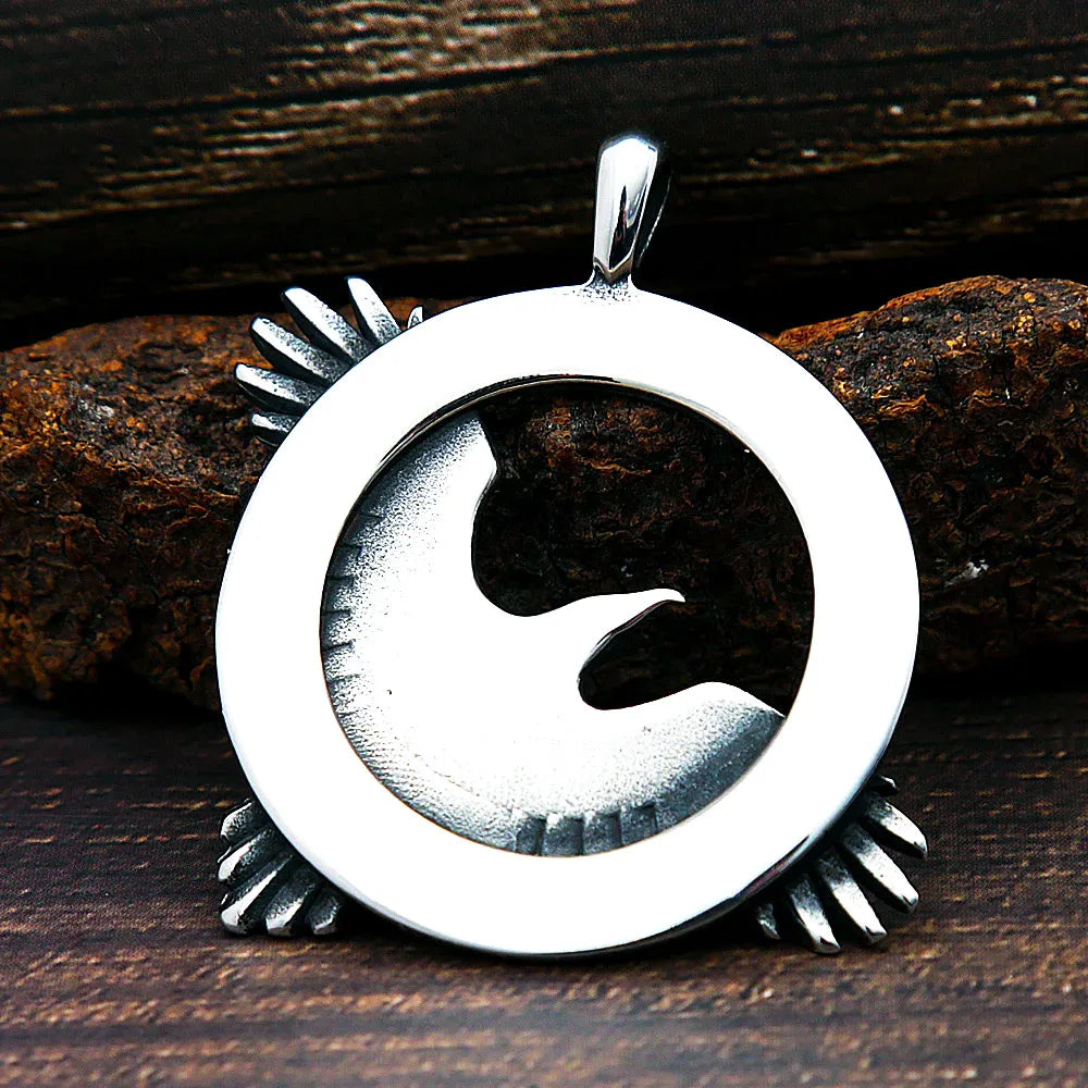 Vintage Viking Raven Pendant Necklace Nordic Circular Hollow Amulet For Men Women Daily Punk Casual Fashion Jewelry Accessories
