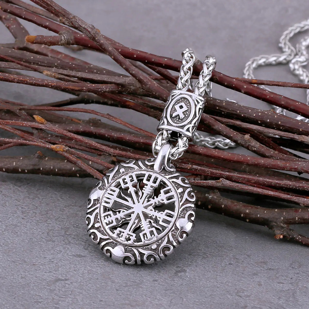 Original Viking Compass Necklace Vintage Stainless Steel Rune Amulet Punk Style Men Women Fashion Mixed Gold Color