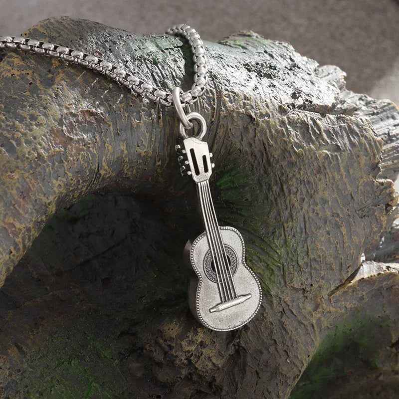 Retro Punk Music Guitar Necklace for Men Personalized Gothic Pendant Fashion Hip Hop Rock Singer Jewelry Gift
