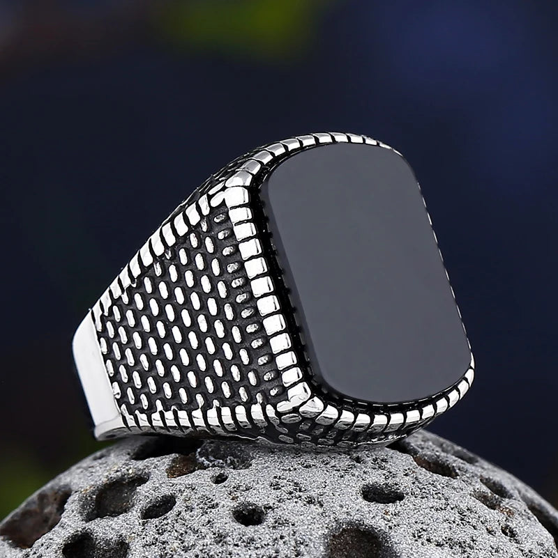 Trendy 2022 New Onyx Stone Ring Luxury Suitable For Man With Gifts Party Wedding Male Ring Jewelry Accessories Couple