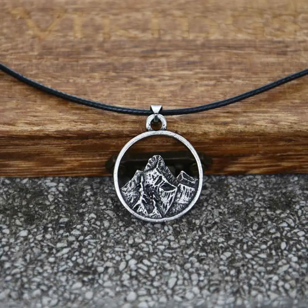 Nostalgia Climber Camping Jewelry Mountain Charm Round Pendant Necklace For Men Women Gift