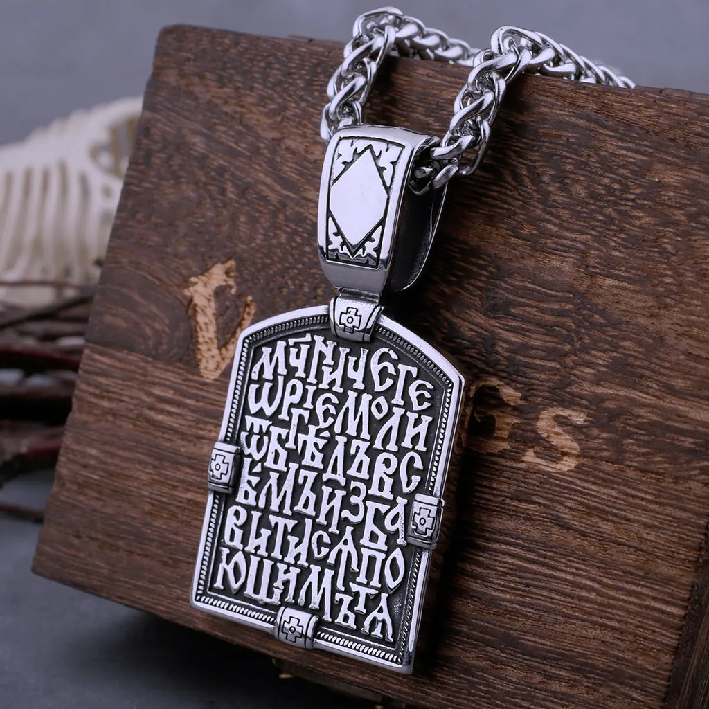 Stainless Steel Retro Religious Holy Warrior Necklace Men and Women Back Bible Cross Amulet Biker Pendant Necklace