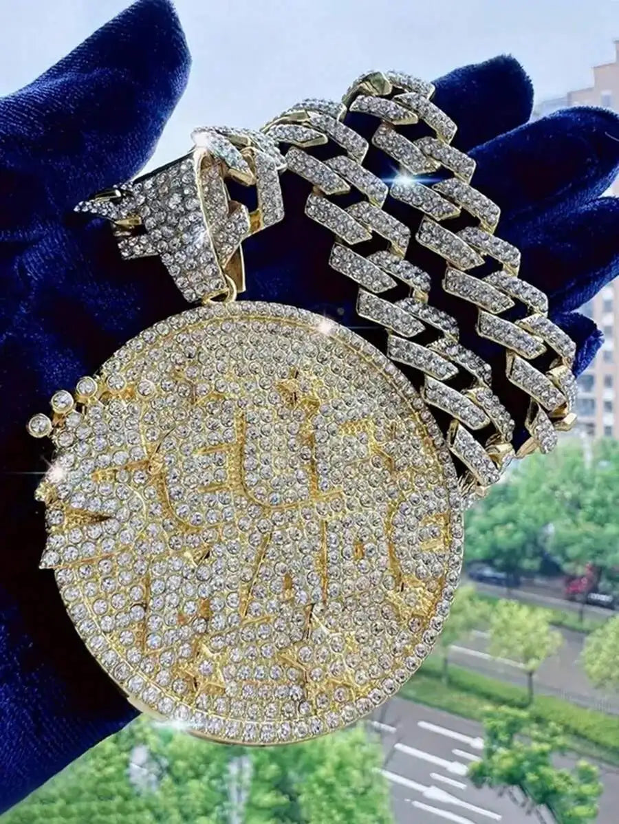 SGIAWETA-1pc Star-Shaped Letter Inlaid Ice Crystal Pendant Cuban Chain Necklace, Unisex, Cool And Charming Hip-Hop