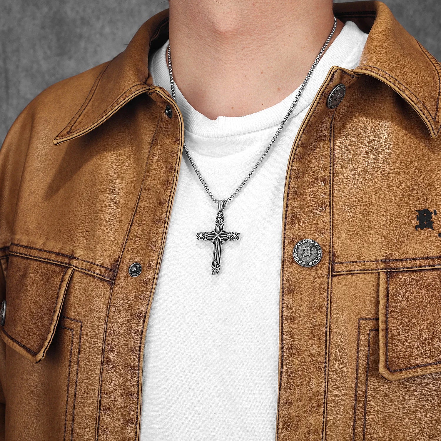 Cross Amulets Men Necklaces Stainless Steel Pendant Chain Women Fashion Carving Jewelry Punk New In Accessories Gifts Wholesale