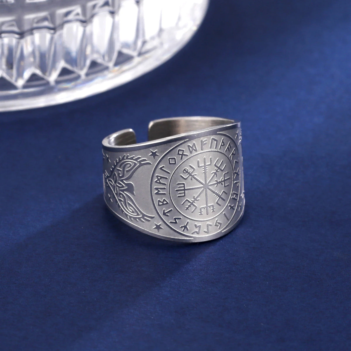 Nordic Vegvisir Compass Ring — Stainless Steel