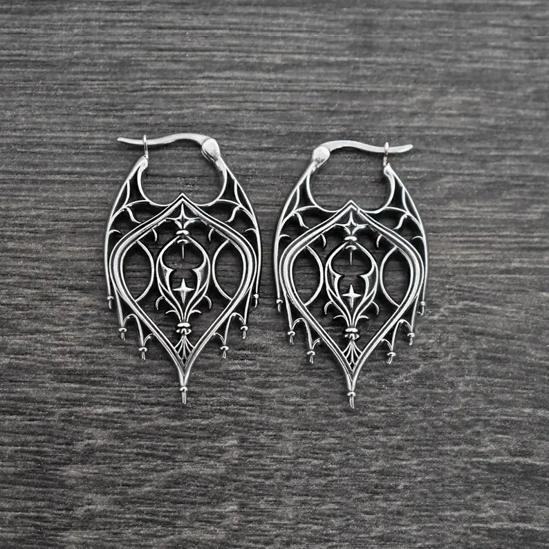 Gothic Chandelier Pendant Necklace