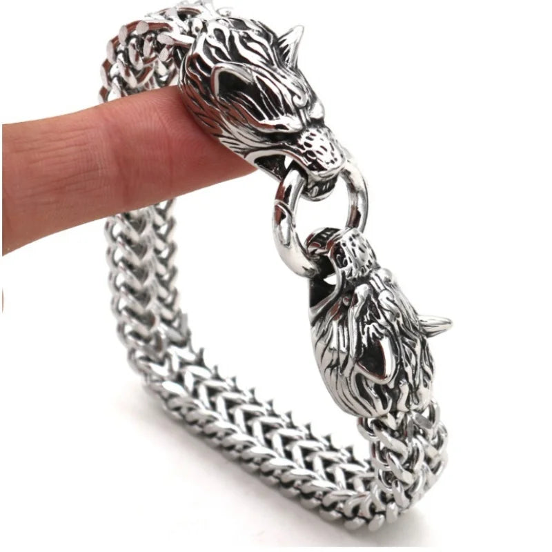 Stainless Steel Retro and Individual Viking Wolf Head Bracelet - Wolf Head Personality Trendy Accessories for Men