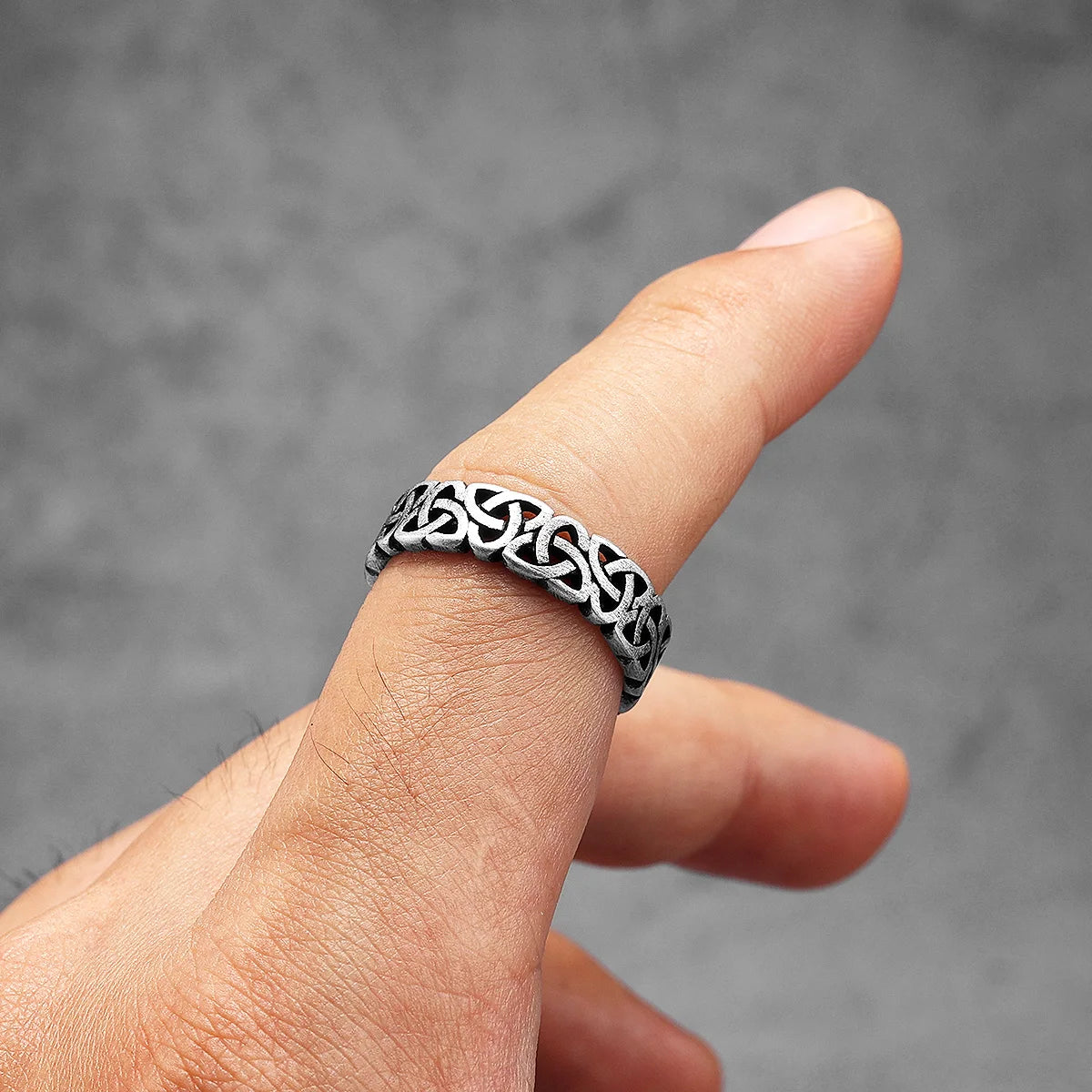 Celtic Knot Hollow Ring Stainless Steel