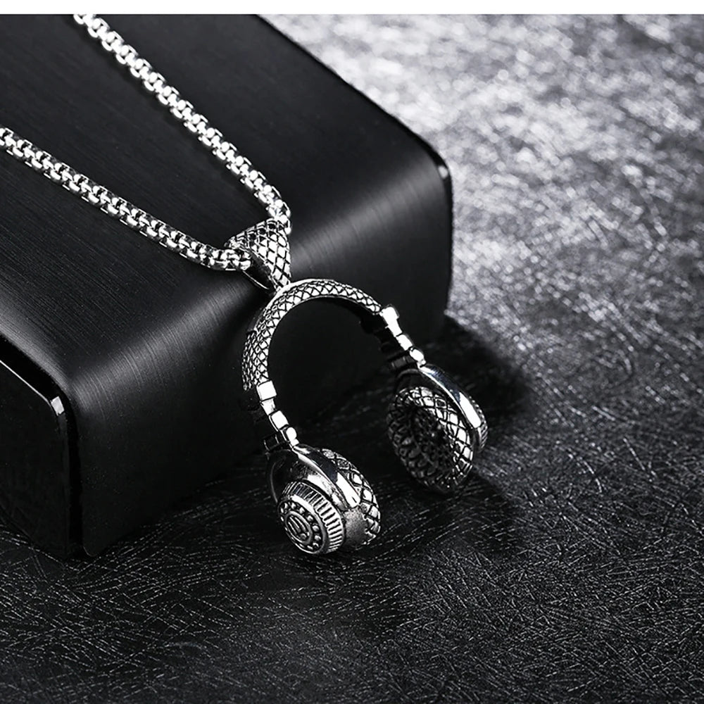 European And N Accessories Hip-hop Rock Music Alloy Headphone Necklace Pendant Titanium Steel Lovers Necklace